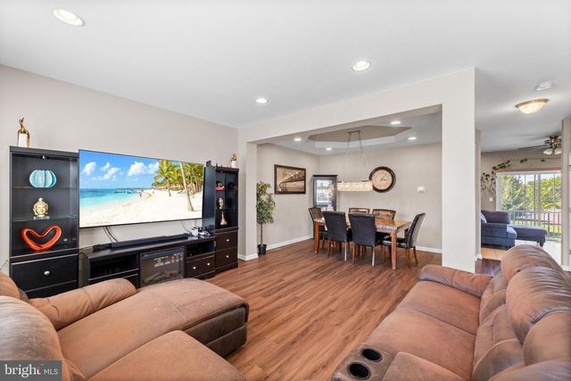 29 MOUNTIE LN, Chesterfield, NJ 08515