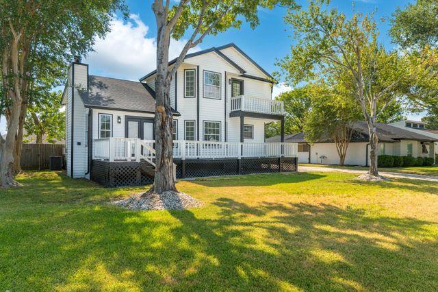 7083 Gentle Breeze Drive, Willis, TX 77318