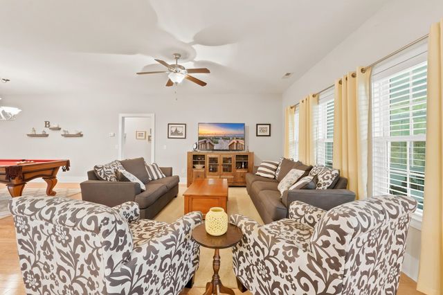 281 Outboard Dr., Murrells Inlet, SC 29576