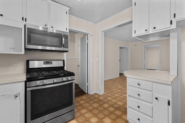 1603 E Main St, Henderson, TX 75652