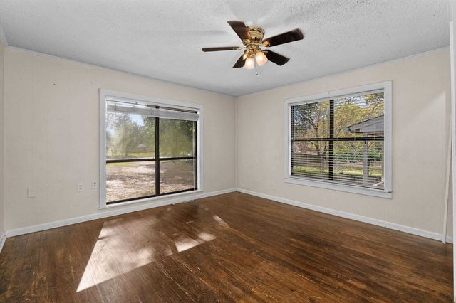 1603 E Main St, Henderson, TX 75652