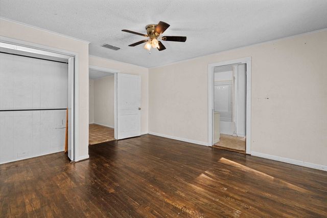 1603 E Main St, Henderson, TX 75652