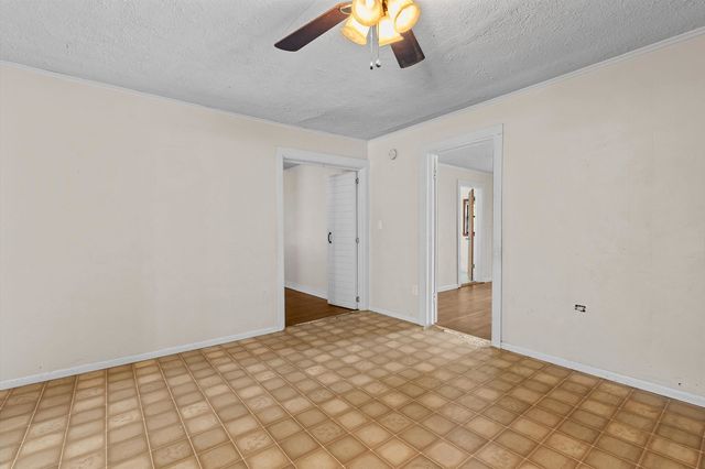 1603 E Main St, Henderson, TX 75652