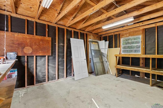 1603 E Main St, Henderson, TX 75652