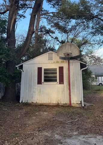 1603 E Main St, Henderson, TX 75652