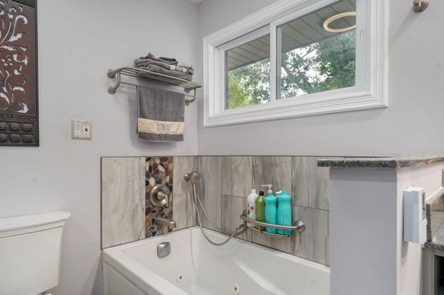 3502 N Bobwhite Drive, Ozark, MO 65721