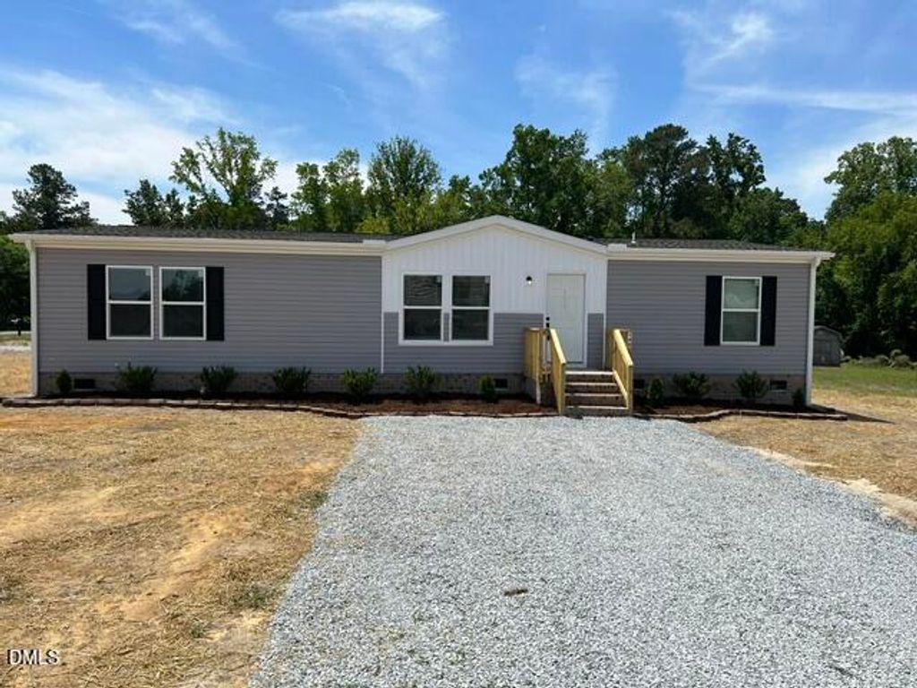 140 Durant Road, Wilsons Mills, NC 27527
