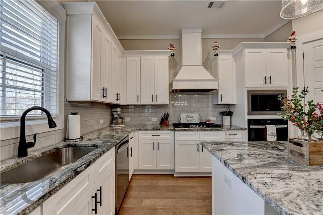 165 Birmingham Road, Ball Ground, GA 30107