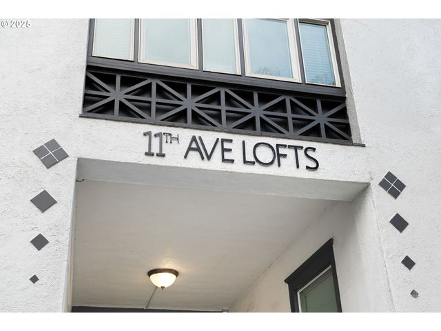 1104 Sw COLUMBIA St 203, Portland, OR 97201