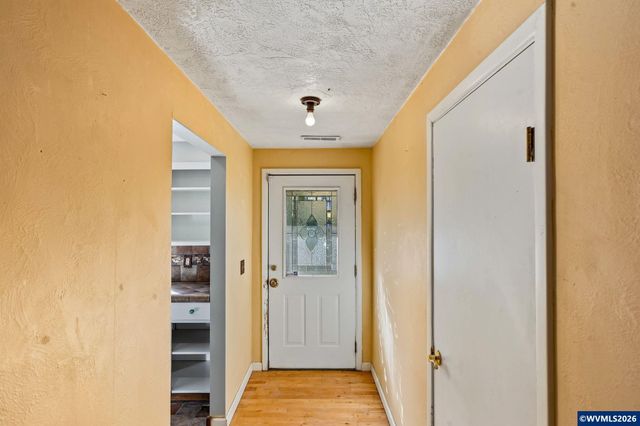 4241 Riverdale Rd S, Salem, OR 97302