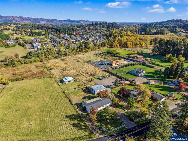 4241 Riverdale Rd S, Salem, OR 97302