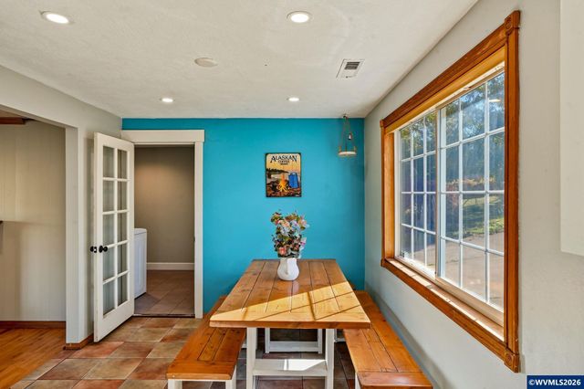 4241 Riverdale Rd S, Salem, OR 97302