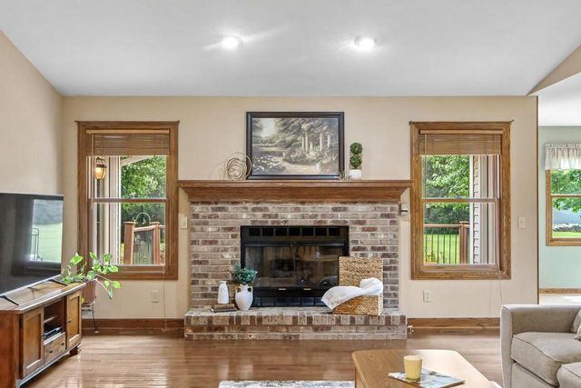 4195 S Satinwood Drive, Beloit, WI 53511