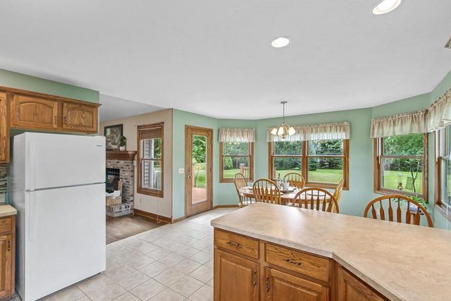 4195 S Satinwood Drive, Beloit, WI 53511