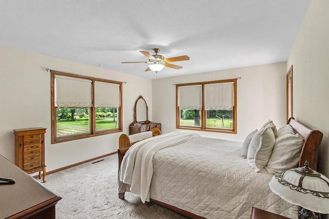 4195 S Satinwood Drive, Beloit, WI 53511
