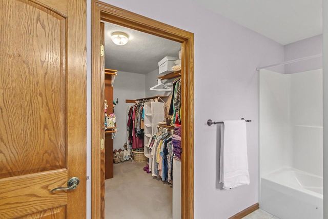4195 S Satinwood Drive, Beloit, WI 53511