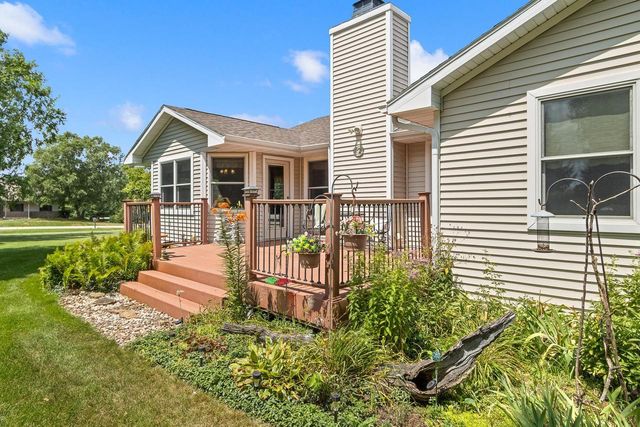 4195 S Satinwood Drive, Beloit, WI 53511