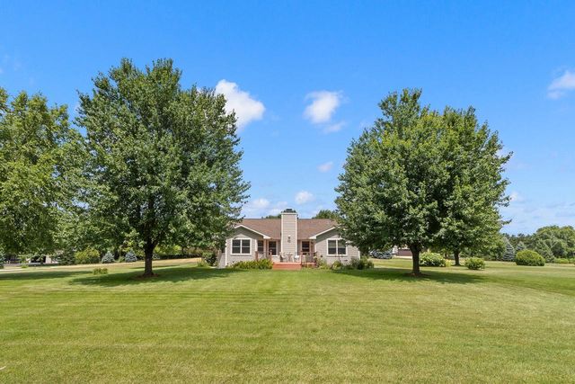 4195 S Satinwood Drive, Beloit, WI 53511