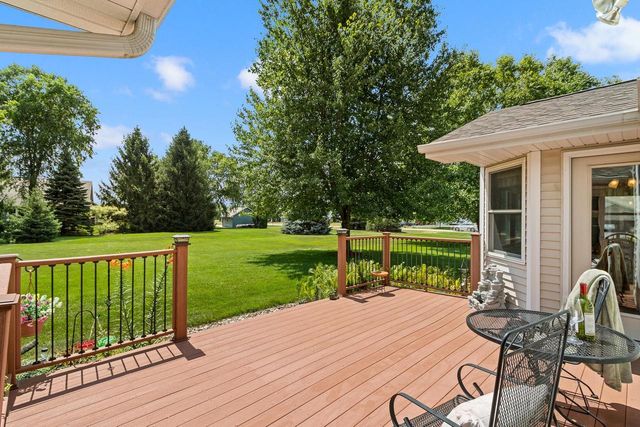 4195 S Satinwood Drive, Beloit, WI 53511
