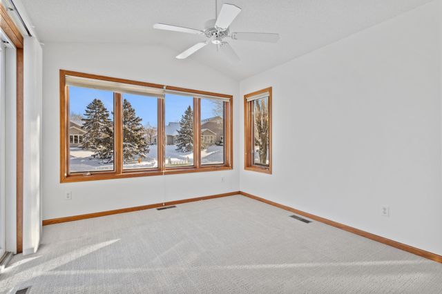 10720 57th Place N 1, Plymouth, MN 55442