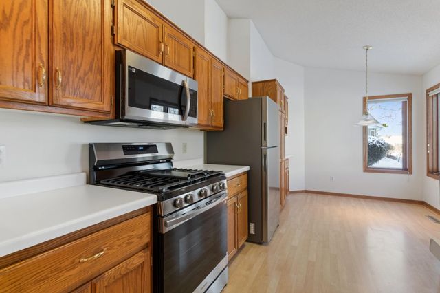 10720 57th Place N 1, Plymouth, MN 55442