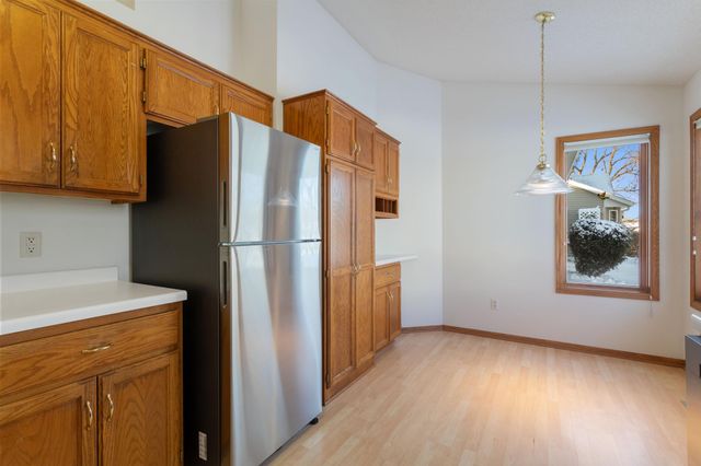 10720 57th Place N 1, Plymouth, MN 55442