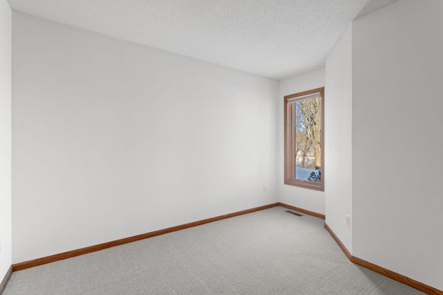 10720 57th Place N 1, Plymouth, MN 55442