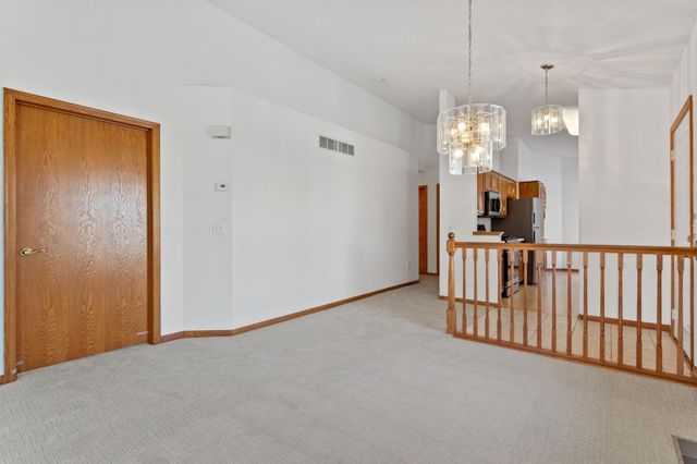 10720 57th Place N 1, Plymouth, MN 55442