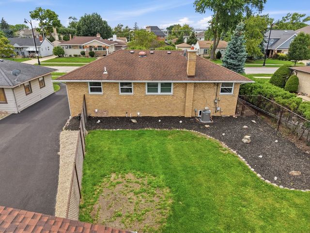 6225 Hawthorne Street, Rosemont, IL 60018