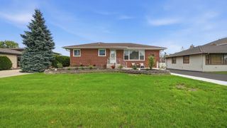 6225 Hawthorne Street, Rosemont, IL 60018