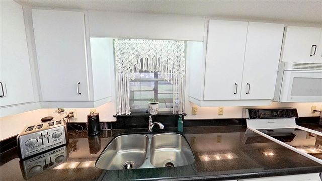 315 DANTE DRIVE 315, Nokomis, FL 34275