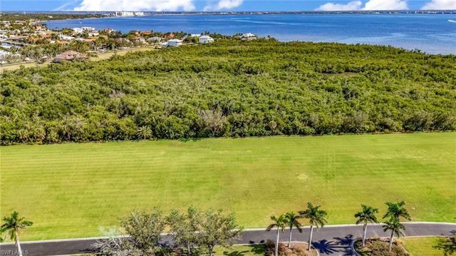 4661 Grassy Point BLVD, Port Charlotte, FL 33952