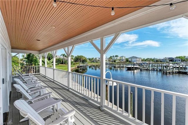 4661 Grassy Point BLVD, Port Charlotte, FL 33952
