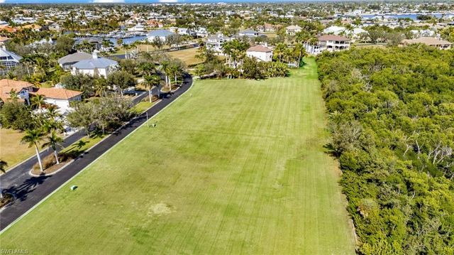 4661 Grassy Point BLVD, Port Charlotte, FL 33952