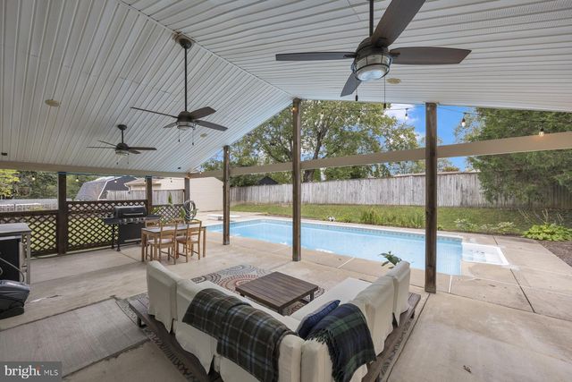 7729 CARTER RD, Sykesville, MD 21784