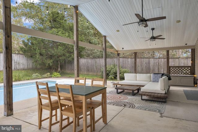 7729 CARTER RD, Sykesville, MD 21784