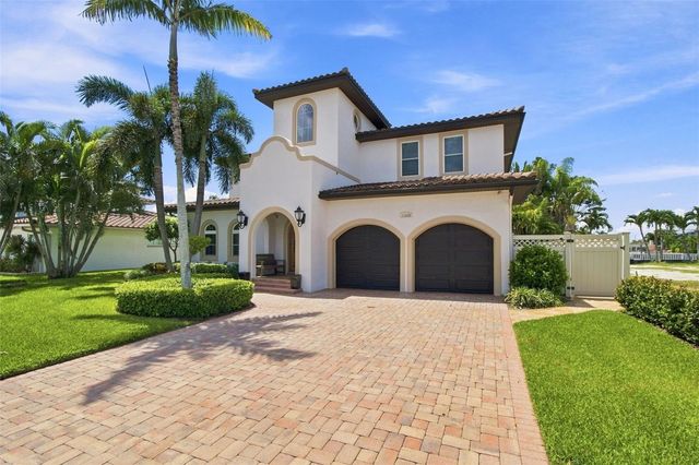 11220 8TH STREET E, Treasure Island, FL 33706