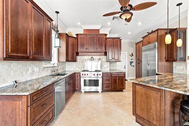 11220 8TH STREET E, Treasure Island, FL 33706