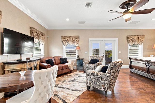 11220 8TH STREET E, Treasure Island, FL 33706