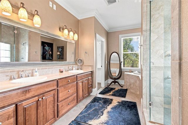 11220 8TH STREET E, Treasure Island, FL 33706