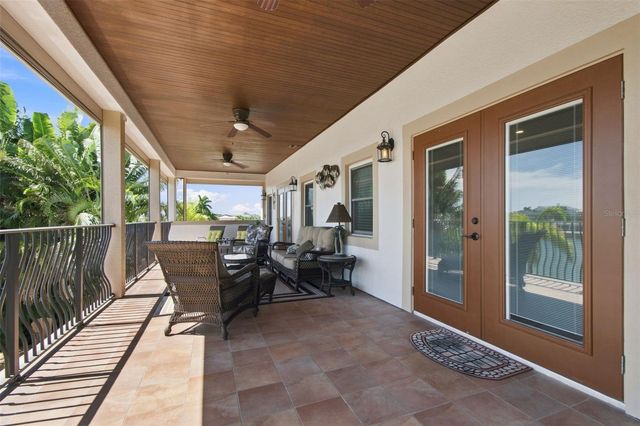 11220 8TH STREET E, Treasure Island, FL 33706
