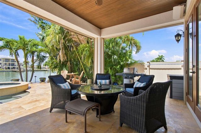 11220 8TH STREET E, Treasure Island, FL 33706