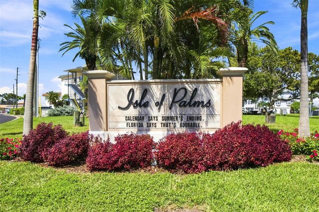 11220 8TH STREET E, Treasure Island, FL 33706