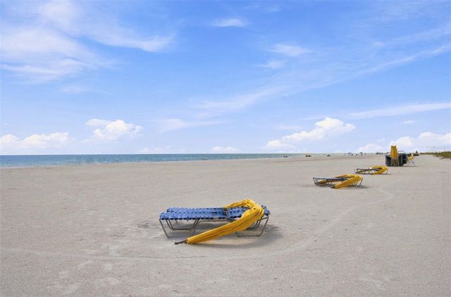 11220 8TH STREET E, Treasure Island, FL 33706