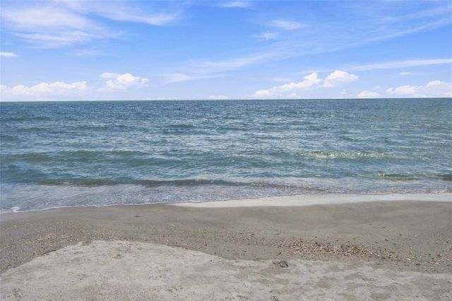 11220 8TH STREET E, Treasure Island, FL 33706