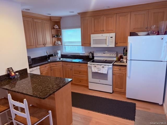 16 Magee Drive, Southampton, NY 11968