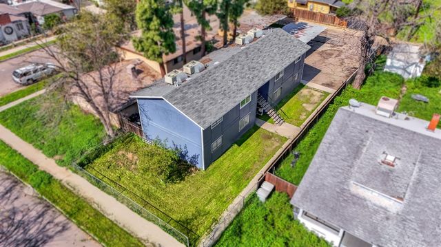 2311 E White Avenue, Fresno, CA 93701