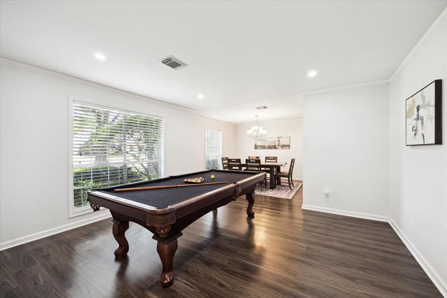 7614 Braesview Lane, Houston, TX 77071