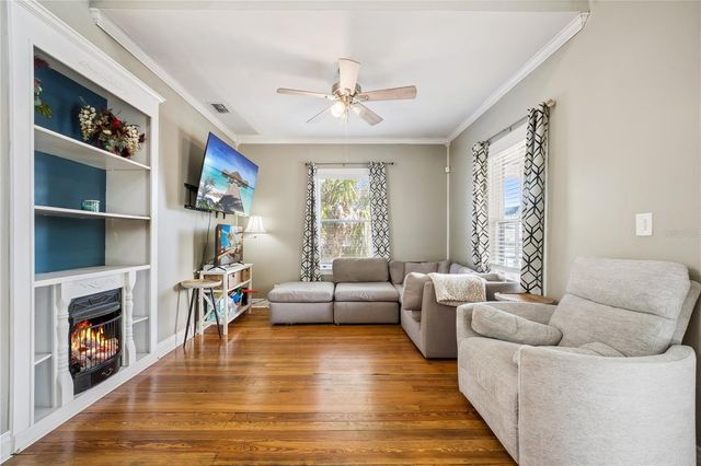 1000 S LAUREL AVENUE, Sanford, FL 32771