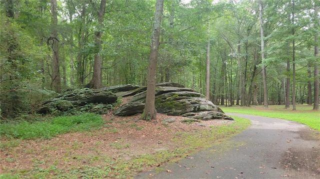5791 Lisa Lane, Austell, GA 30168